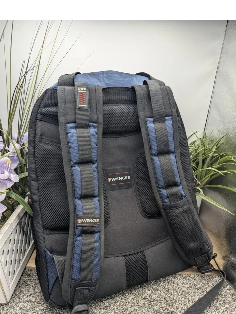 Wenger Ibex Black Gray 4 Pocket Hiking Backpack Padded Divider For 17